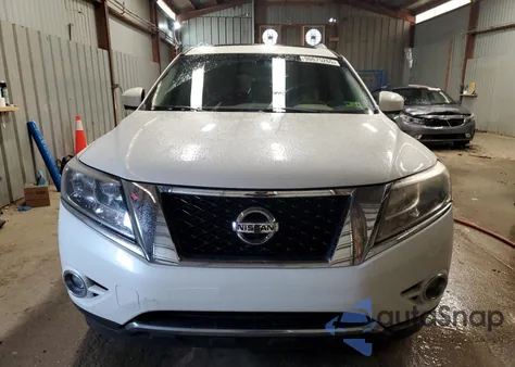 2015 Nissan Pathfinder S из США, поврежденный, VIN 5N1AR2MM2FC613517
